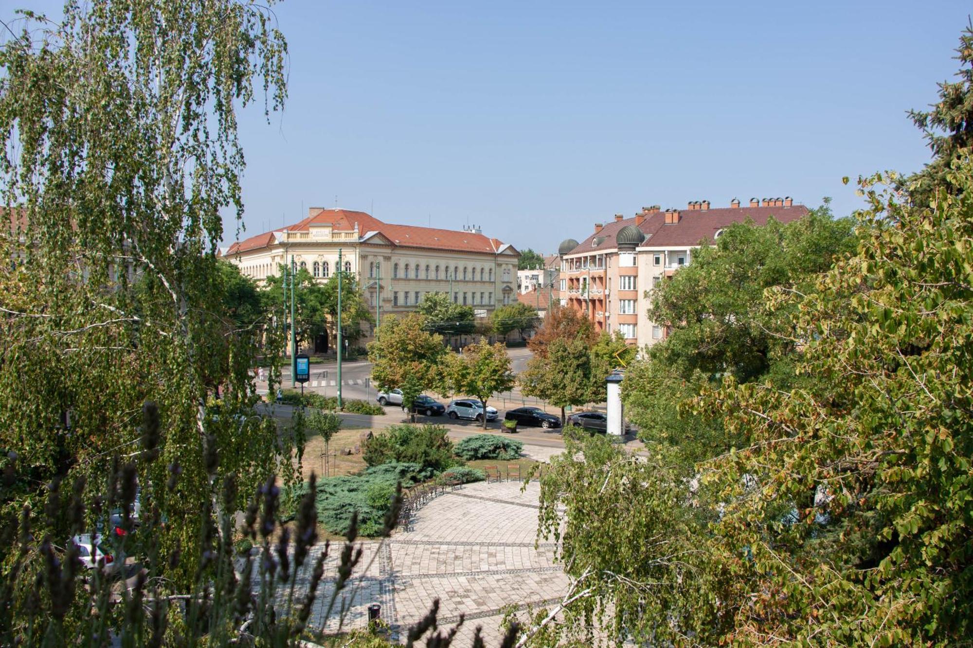 Aquarius Apartman Segedín Exteriér fotografie